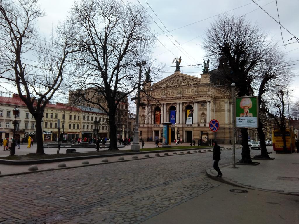 Modern Apartment, 100M To Opera Lviv Exterior photo